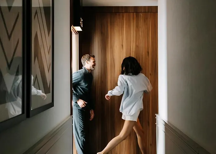Mate Collection Helen Berger Hotel