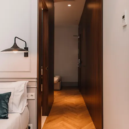 Mate Helen Berger Boutique Hotel 4*