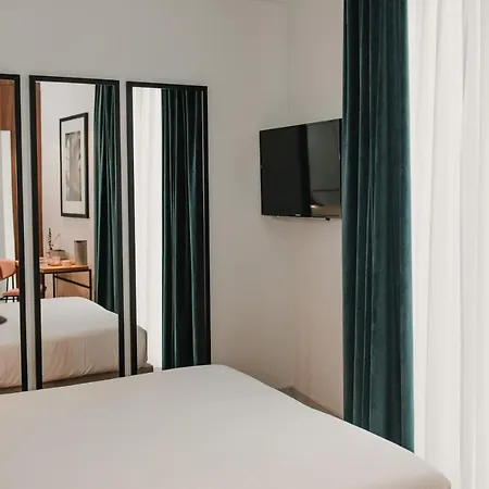 Room Mate Helen Berger Boutique Valence